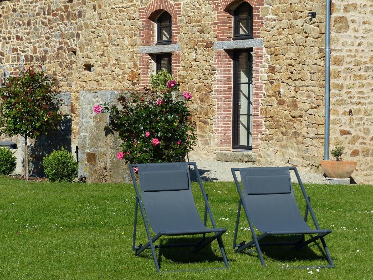 Bed and Breakfast La Sellerie Romagne  Екстер'єр фото