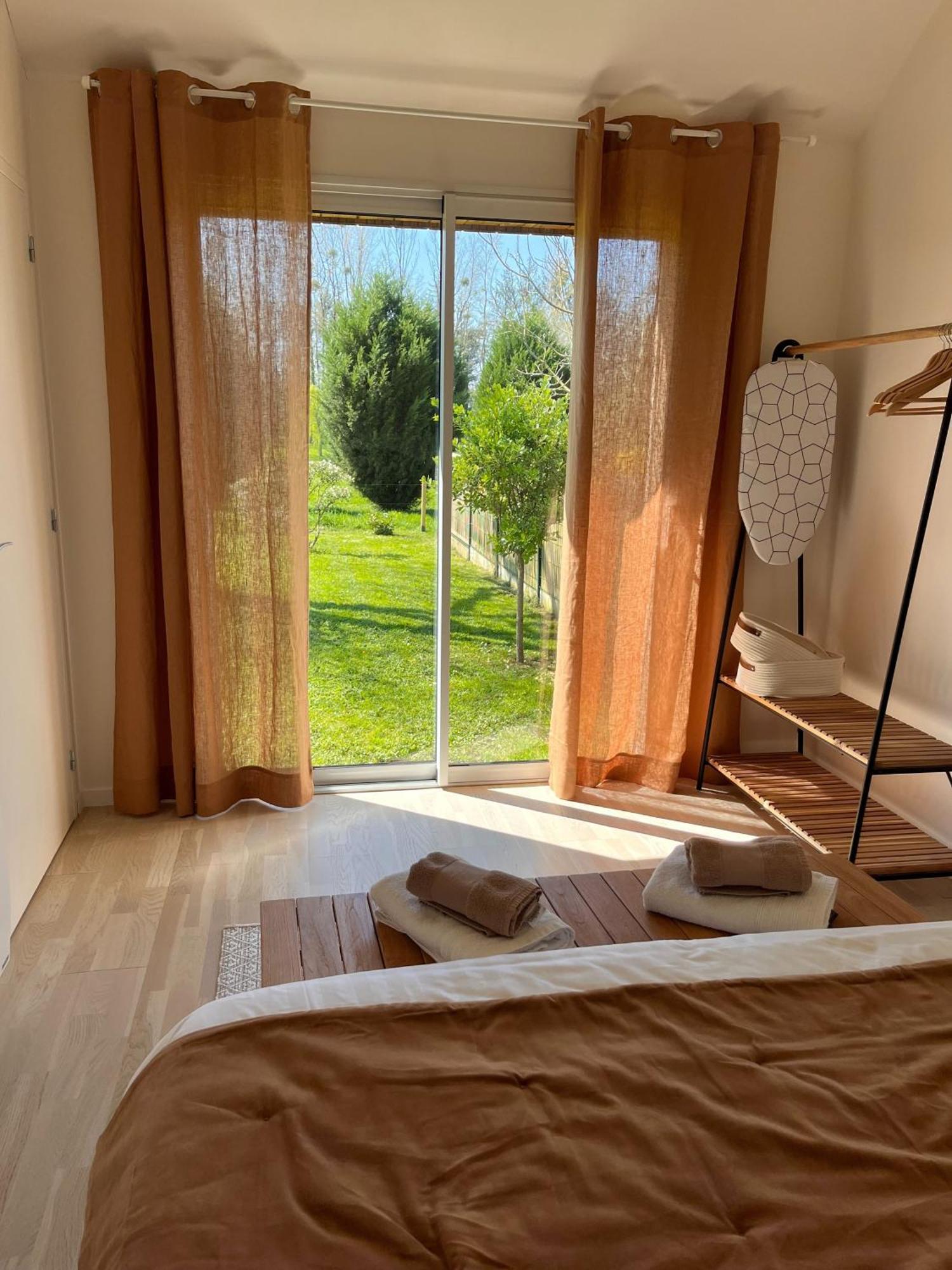 Bed and Breakfast La Sellerie Romagne  Екстер'єр фото